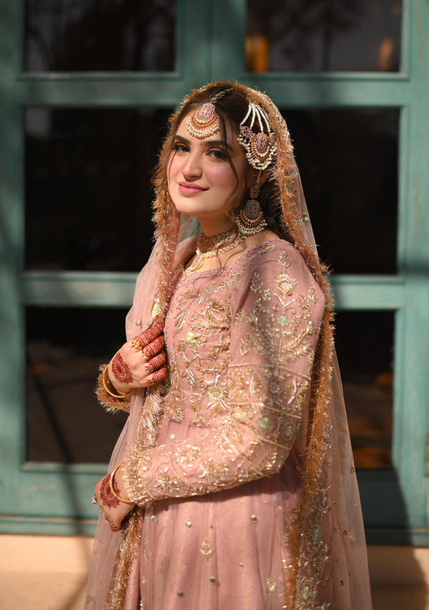Rukh-e-Zainab